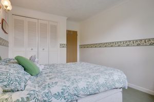 Bedroom- click for photo gallery